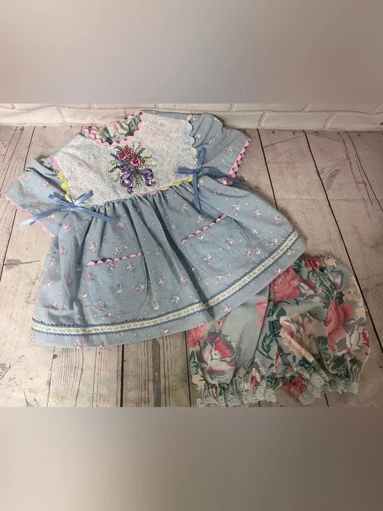 Vintage Hand Made Size 9-12 Months Baby Dress Embroidered Flower Bow Blue