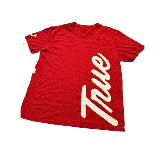 True Religion Men's v-neck T-Shirt XXL Logos All Over Back Spell Out Red Seams