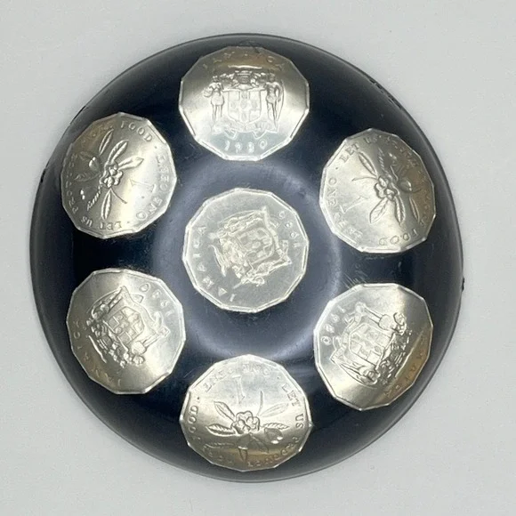 Vtg Jamaica 1980 One‎ Cent Coin Lucite Dome Paperweight Desk Decor Black 3.25
