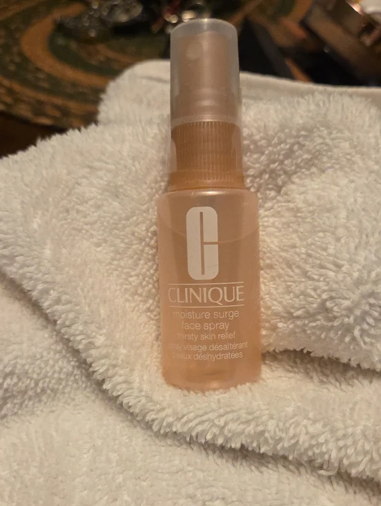 Clinique Moisture Surge Face Spray - Thirsty Skin Relief  Mist New