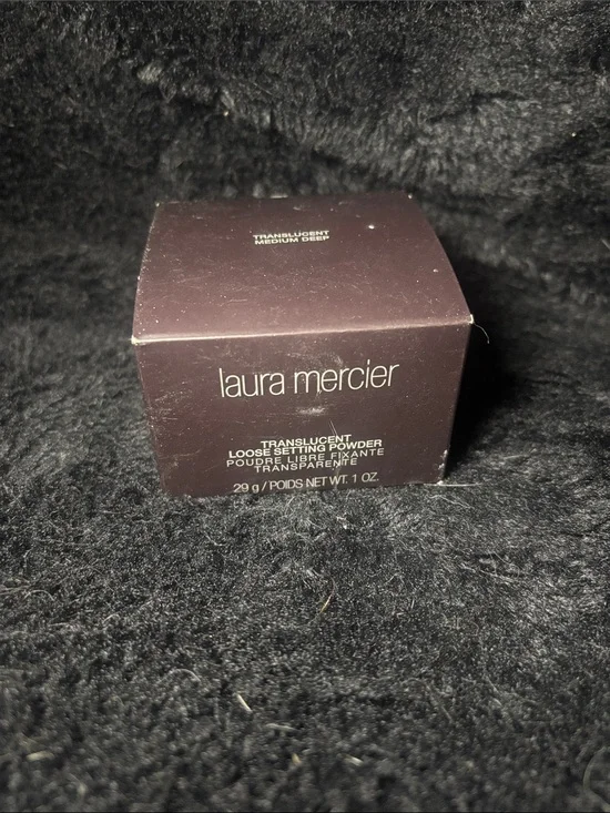 laura mercier Translucent Loose Setting Powder - Medium Deep BNIB