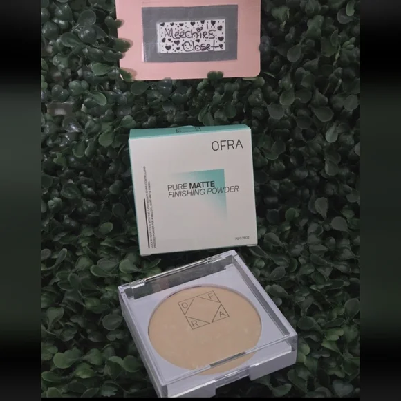 ​✨ OFRA Cosmetics Pure Matte Finishing Powder • FAIR • NIB • Blurring ✨