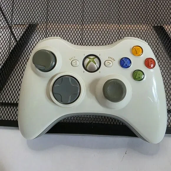 Microsoft Xbox 360 Wireless Controller White Gray WC01 Cleaned & Tested