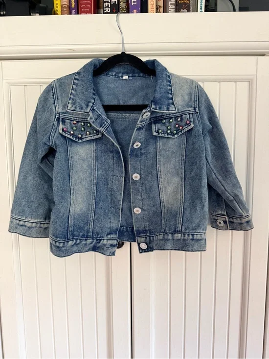 Girls Light Wash Denim Jacket with Beaded Pocket Accents