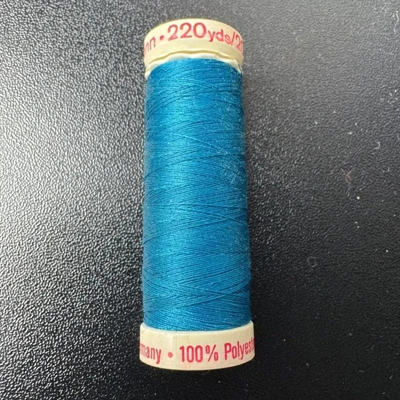 Gutermann Teal Blue 100% Polyester Sewing Thread 220 Yards Made in‎ West Germany
