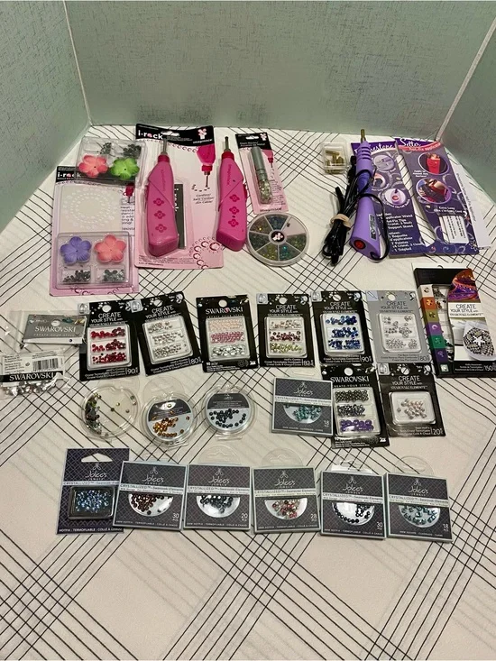 HOT FIX SWAROVSKI CRYSTALS AND TOOLS BUNDLE  MIXED COLORS NEW/SEALED