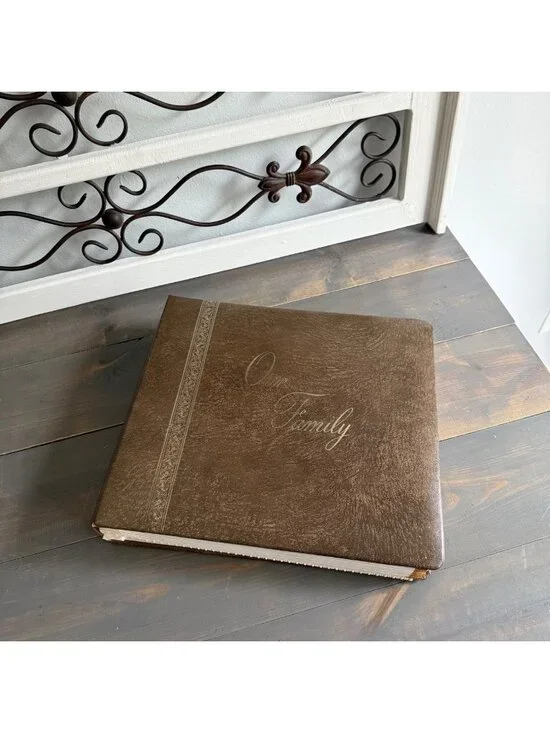 Vtg MCM 70s Our Family Photo Album Brown Top-Grain Cowhide Leather Gold Embossed