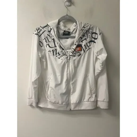 Nike Boys White and Black Windbreaker Size Large