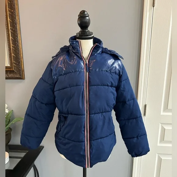 Boys iExtreme Winter Coat with Hood. Size Large