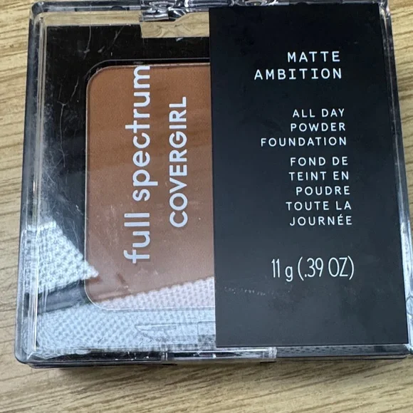 COVERGIRL Full Spectrum Matte Ambition Foundation - Warm Brown