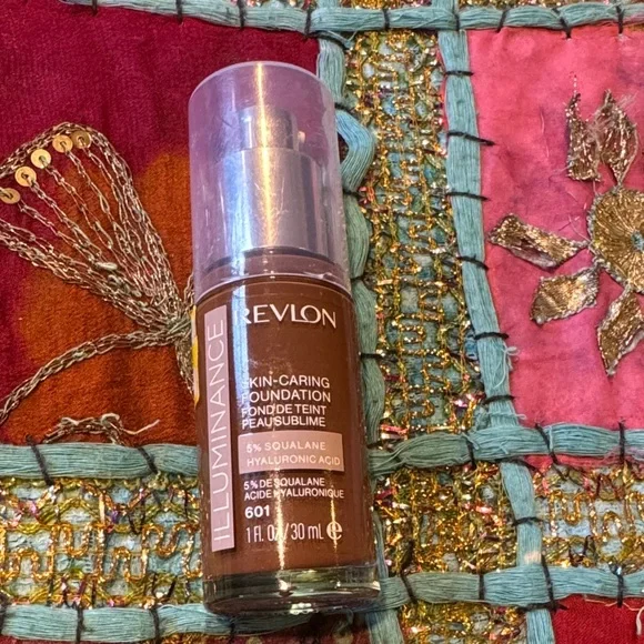 Revlon Illuminance Skin-Caring Foundation - Deep Brown