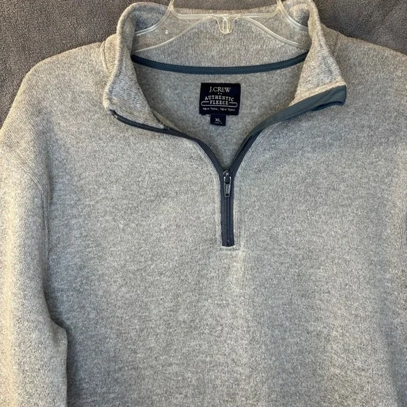 J. Crew Authentic Fleece Mens M (XL Tag) Quarter Zip Pullover Gray Sweater