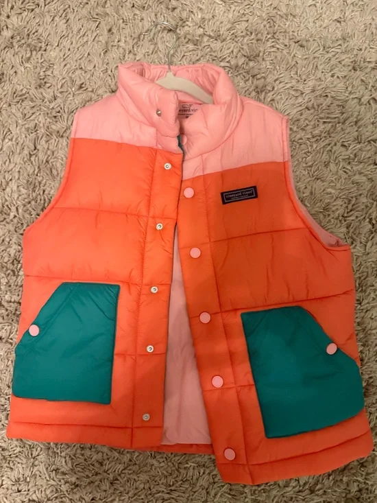 Vineyard vines vest