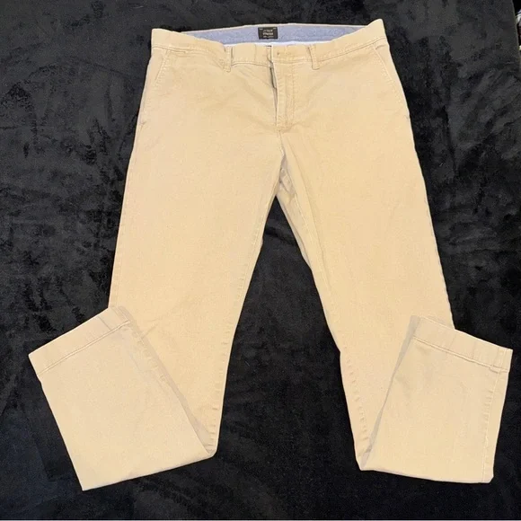 J. Crew Stretch Men’s Khaki Chinos Size 32x32 484 Slim fit