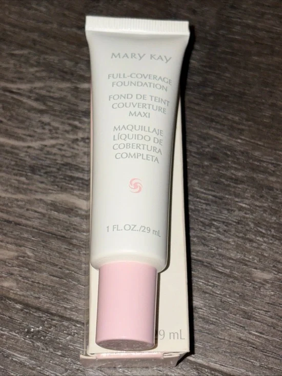 MARY KAY Medium-Coverage Foundation BEIGE 402 Liquid 1 Fl Oz 368300 NIB Pink Cap