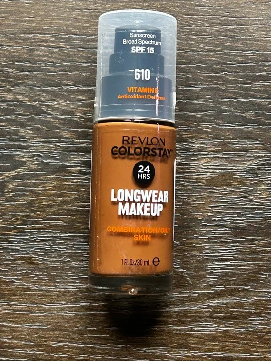 Revlon ColorStay Longwear Makeup - 610 Deep Golden Brown