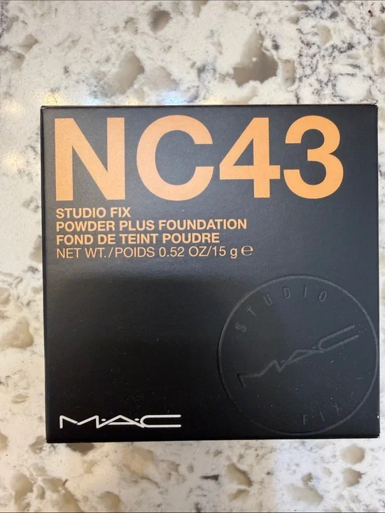 Rare and original MAC Studio Fix Powder Plus Foundation NC43