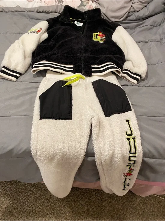 Grinch Justice sweat suit