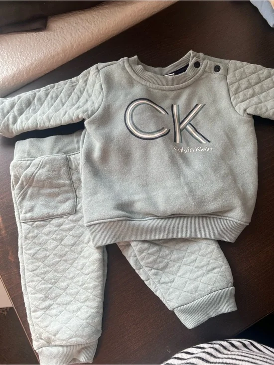 Calvin Klein Kids Quilted Jogger Set