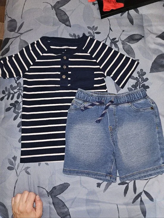 Carter's Toddler Boy's Outfit Simple Navy and White Striped Henley Top