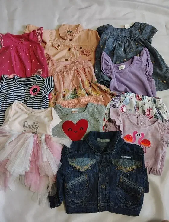 Girl's Lot Clothes 10 pieces Size 0/3 Months