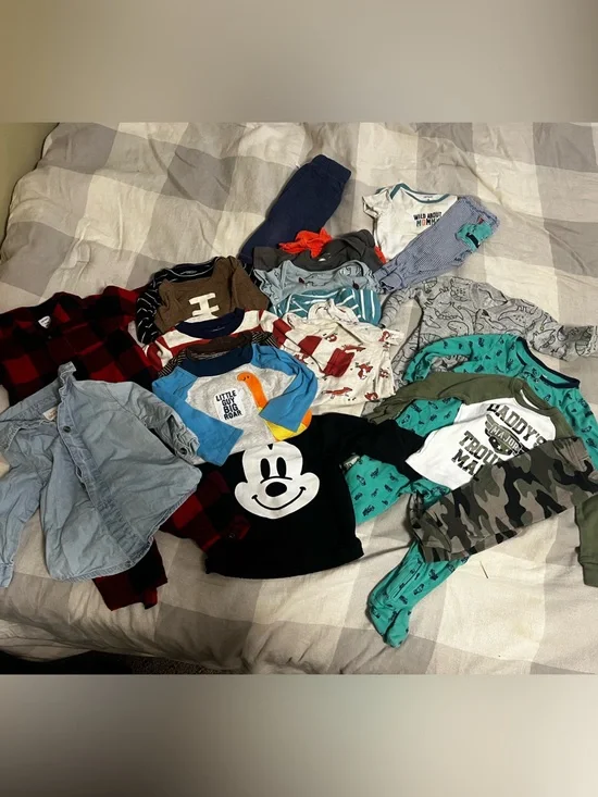 18 piece bundle of 6-9 month boy clothes
