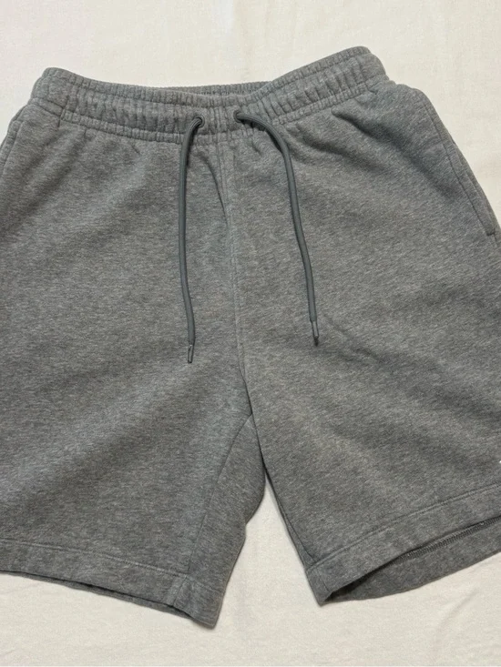 Jordan Men's Gray Athletic Sweat Shorts
