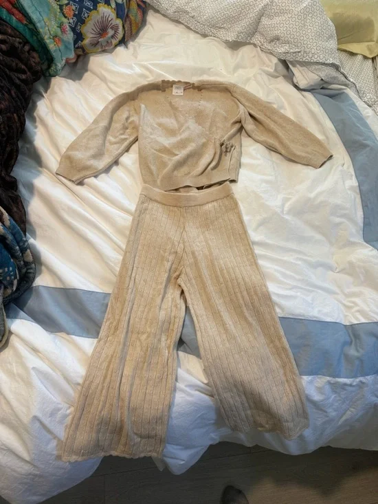 Zara Cream Knit Kids Matching Set - Sweater & Wide-Leg Pants