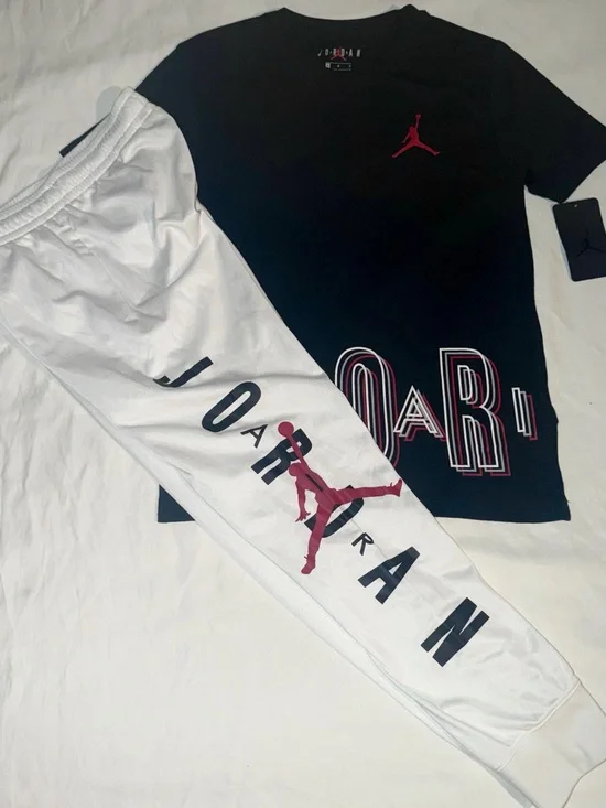 Jordan Boys Youth 2pc Jogger & Tee Set - Medium