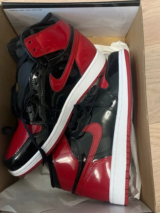 Jordan Sneakers