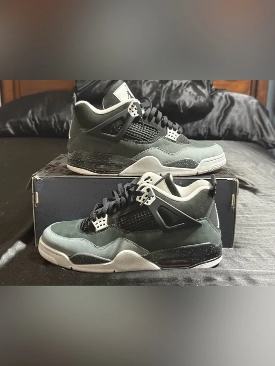Men's Size 12 - Jordan 4 Retro Fear (2024)