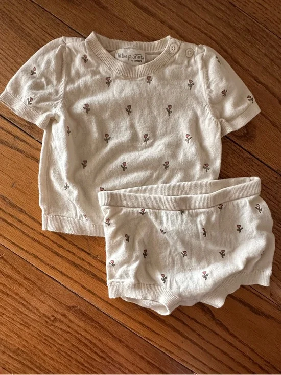 Little Planet Sweater Top and Bloomer Set - Cream with Tulips