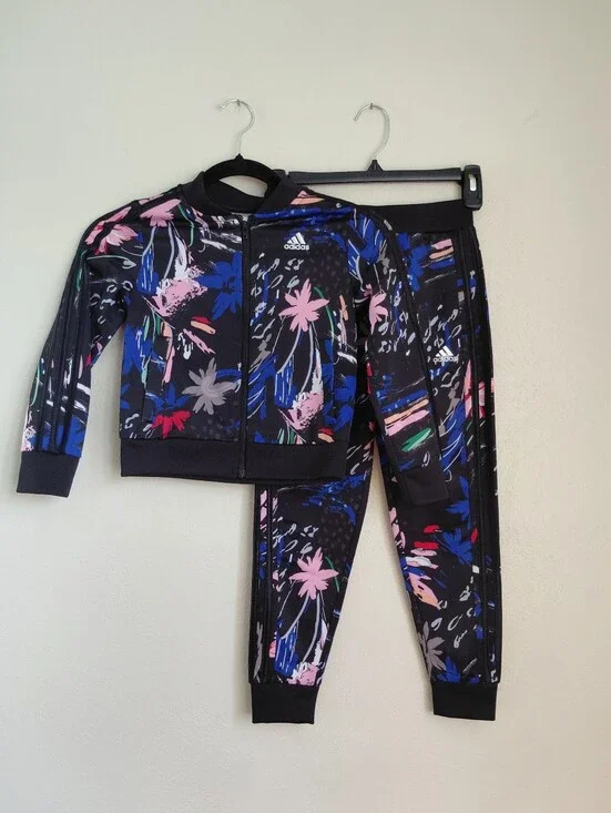 Girls  Adidas Black Floral Print Track Jacket and Joggers Sz 6x