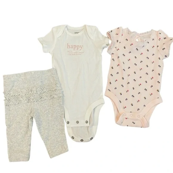 Bundle of 3 pieces girls clothes 3 months