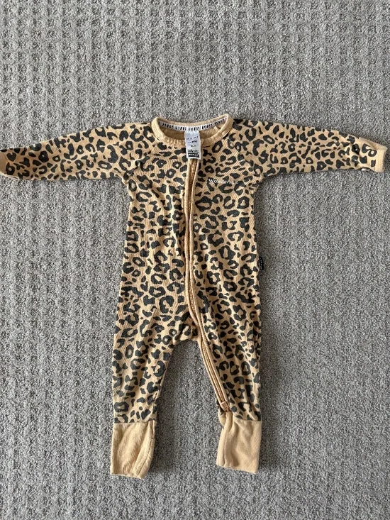 Bonds Australia Leopard Print Wondersuit 3-6 months Unisex Baby girl Baby Boy