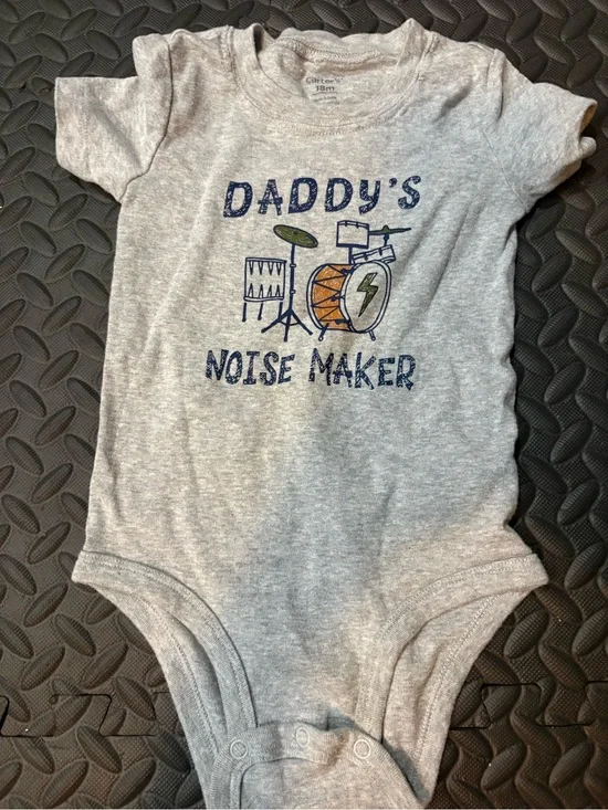 Carter's Gray Baby One-Piece Bodysuit with Drum Graphic - Daddy's Noise Maker