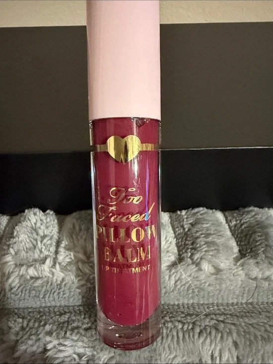 Too Faced Pillow Balm Lip Treatment - Berry Jam Kiss