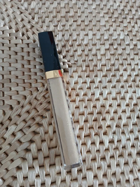 Shimmery Neutral Lip Gloss