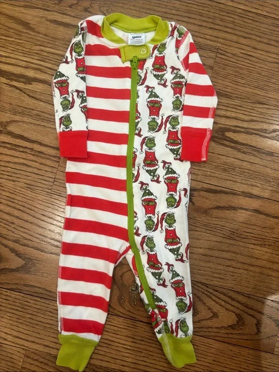 Hanna Andersson Grinch Print One-Piece Pajamas