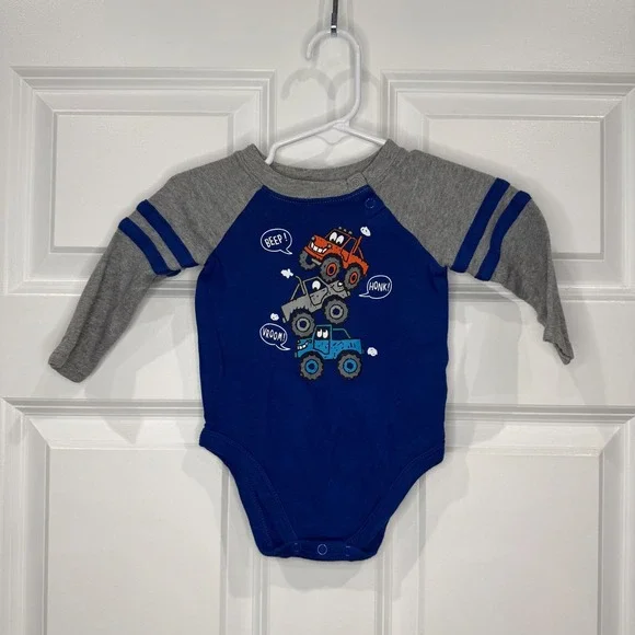 Garanimals Toddler Boys Size 3-6 Months‎ Blue Monster Truck Long Sleeve Bodysuit