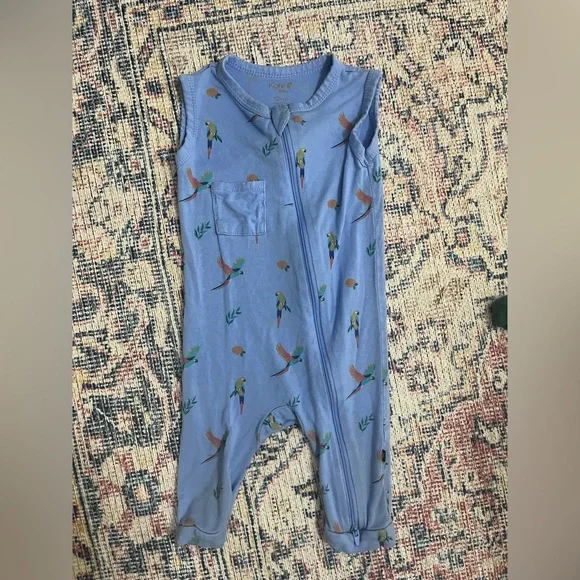 Kyte Baby Blue Sleeveless Parrot Print Zipper Romper