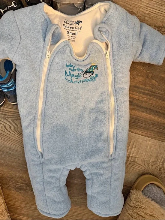 Merlin magic sleep suit blue small 3-6 months