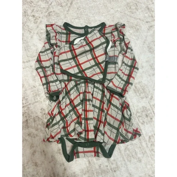 Kyte Baby Long Sleeve Twirl Bodysuit And Bib In Hunter Plaid
