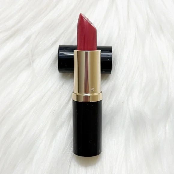 Estée Lauder Pure Color Cream Lipstick “Rebellious Rose”