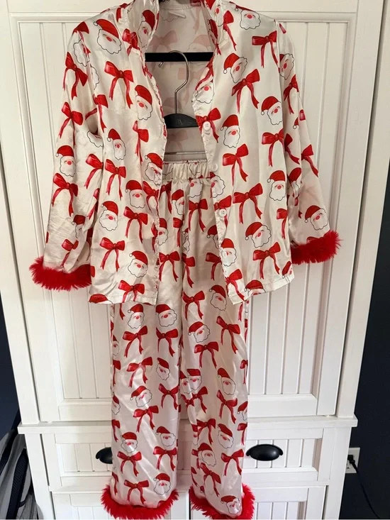 Kids' Red Santa Print Pajama Set