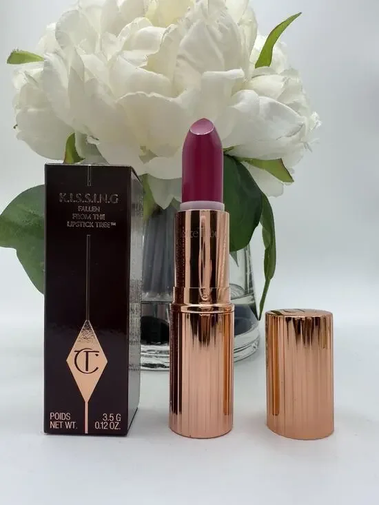 Charlotte Tilbury KISSING Lipstick Velvet Underground .12oz / .12 Oz