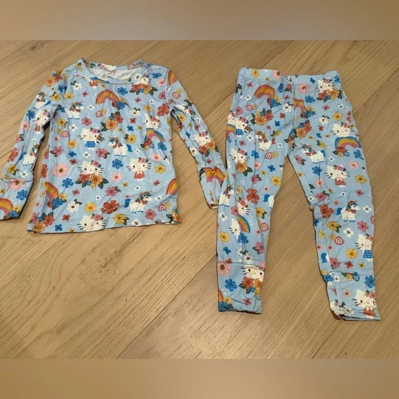 Posh Peanut x Hello Kitty Sanrio bamboo viscose pajamas 2T