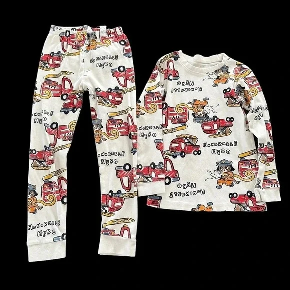 MayKids Size 6‎ Unisex Honorable Hero Firetruck Pajamas PJ Set Sleepwear Dog Cat