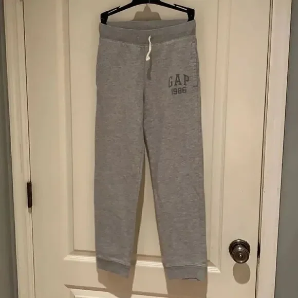 Gap grey joggers L