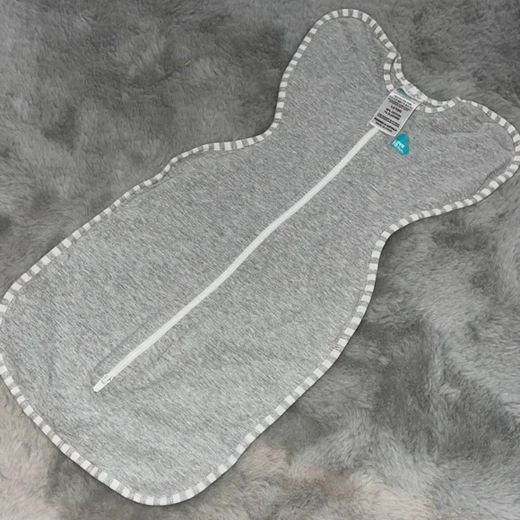 Love To Dream Swaddle Bag Newborn 5-8.5lbs. Sleep Sack Grey MODERATE